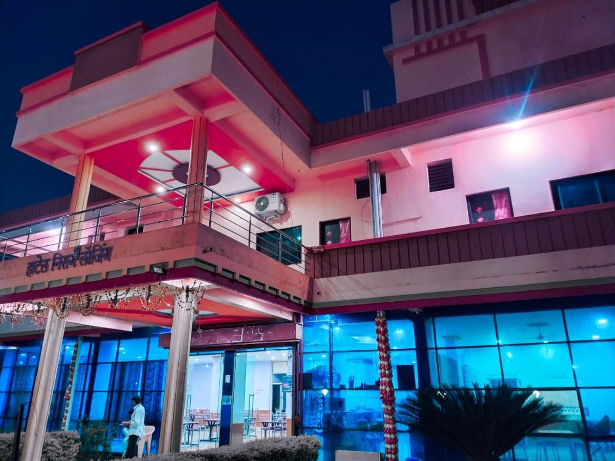 Hotel Nisarg Lodging And Restaurant Evrengabad Dış mekan fotoğraf
