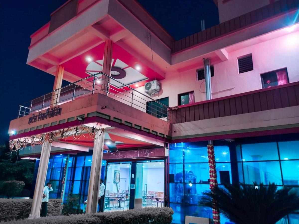 Hotel Nisarg Lodging And Restaurant Evrengabad Dış mekan fotoğraf