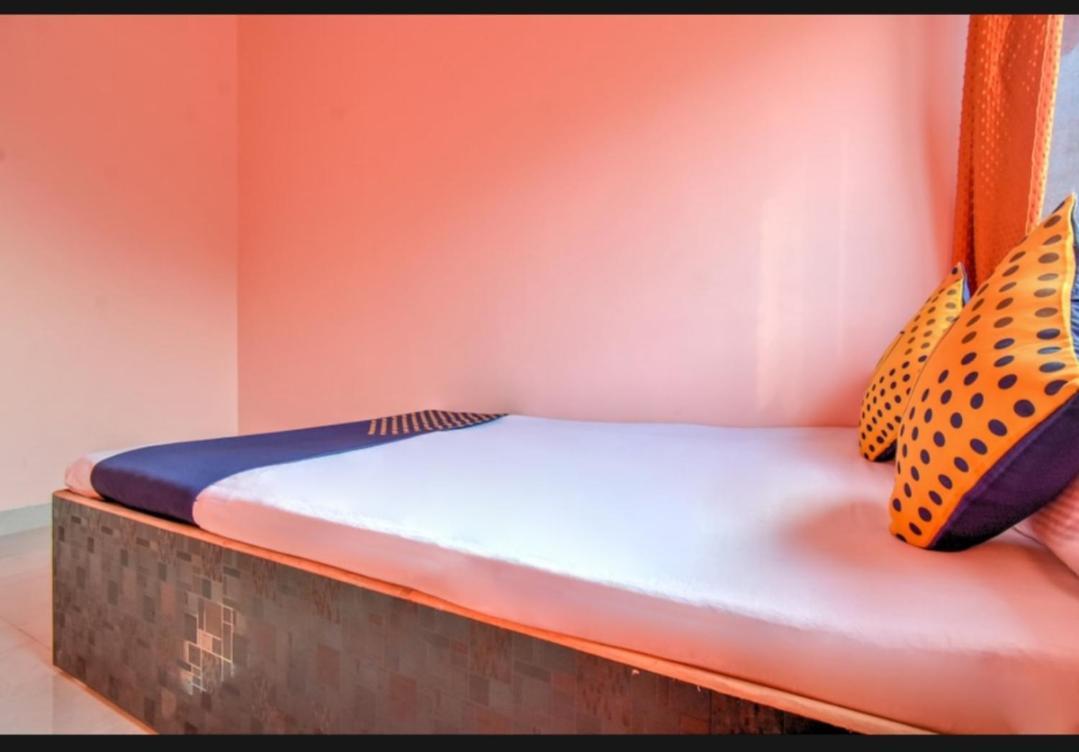 Hotel Nisarg Lodging And Restaurant Evrengabad Dış mekan fotoğraf